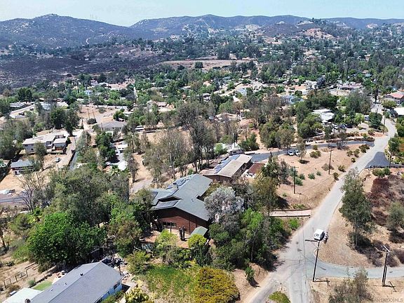3rd image of 11965 Serena Rd