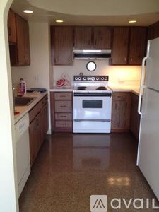 1731 Beacon St APT 704, Brookline, MA, 02445