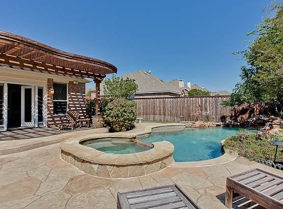 3rd image of 10448 Whispering Pines Dr