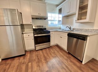 426 Cortes St #1, Monterey, CA 93940
