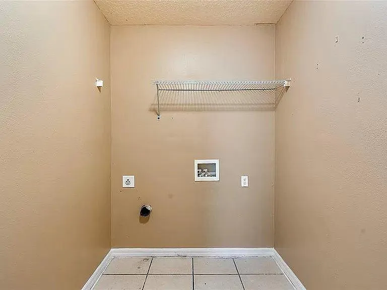 12136 Fern Haven Ave — Photo 56