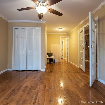 Rented by Washington Realty Corp. | media 2