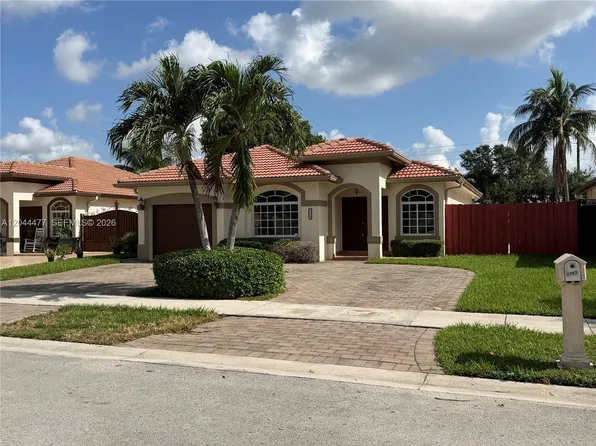 7753 NW 201st Ter, Hialeah, FL 33015