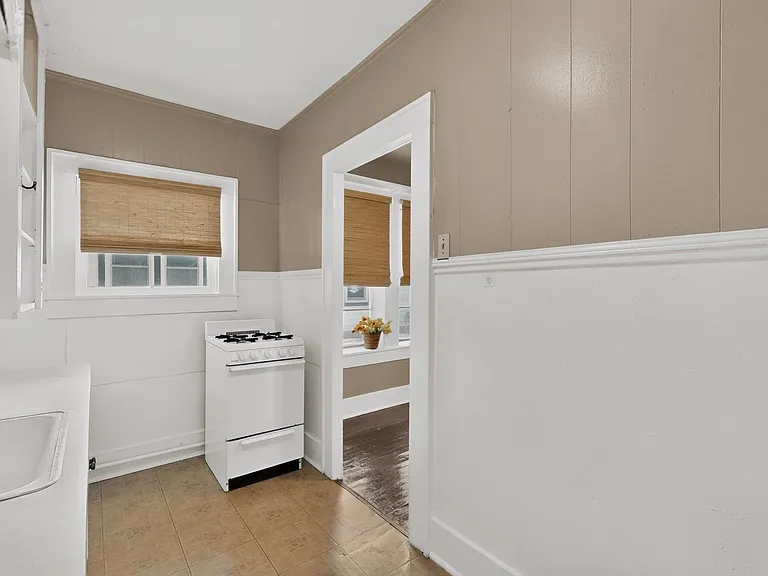 4008 Burnet Rd — Photo 15