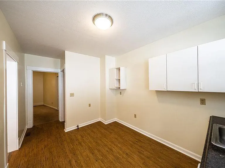 29 Maplewood St #1 — Photo 1