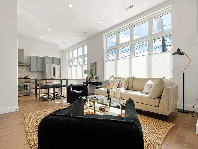 50 Hichborn St #101A — Photo 1