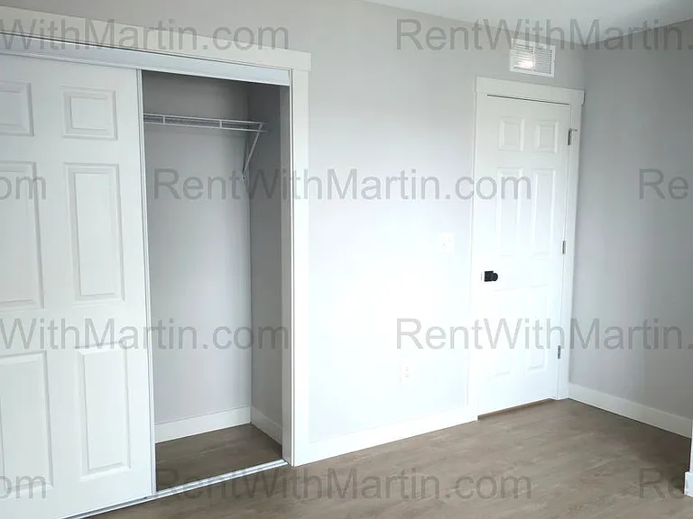 136 Janney Ave — Photo 8