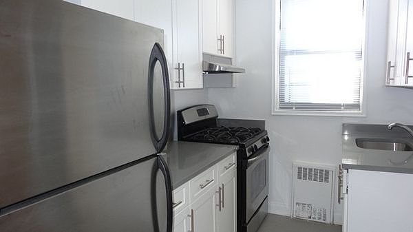 1st image of 7210 41st Ave APT 6V