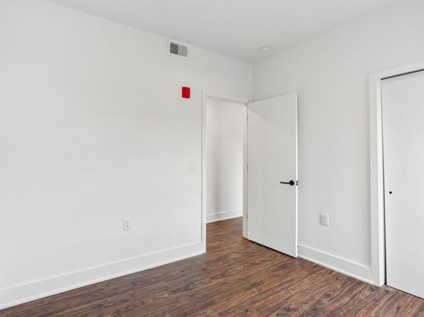 Community Bank Building | 16 Nippon St, Philadelphia, PA