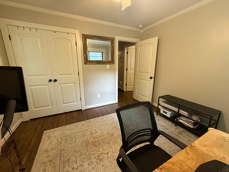 1517 Cresthill Rd — Photo 15