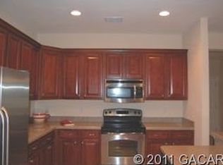 12733 NW 11th Pl, Newberry, FL 32669