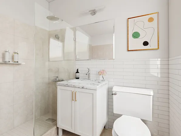 2 Charlton Street image 10 of 15