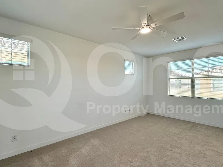 636 S Jacana Ln — Photo 11