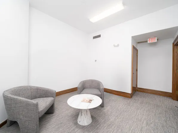 84 Washington Street image 6 of 12