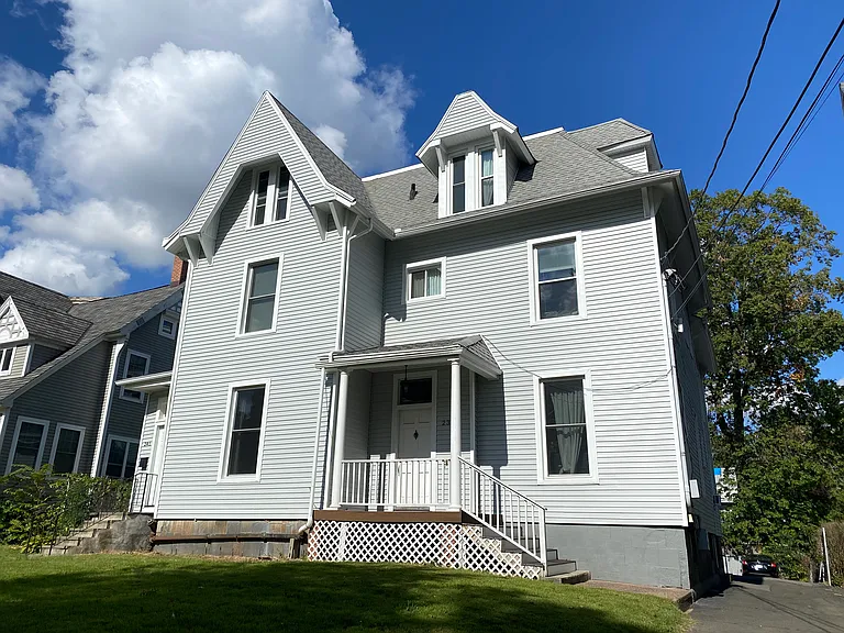 239 Edwards St #1B — Photo 11