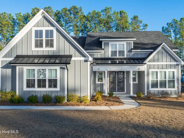 42 Berkshire Lane, Hampstead, NC 28443