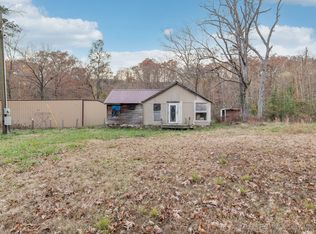 20455 E Whipperwill Rd, Tahlequah, OK 74464