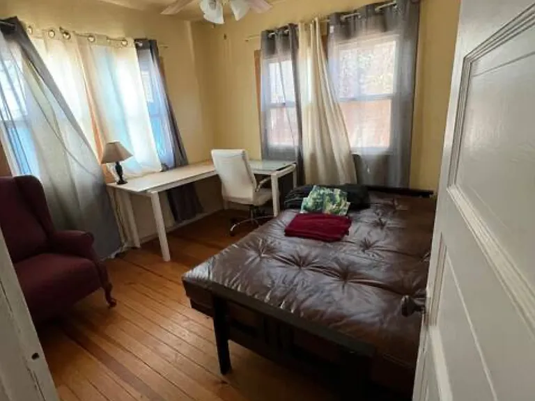 1316 Los Tomases Dr NW — Photo 3