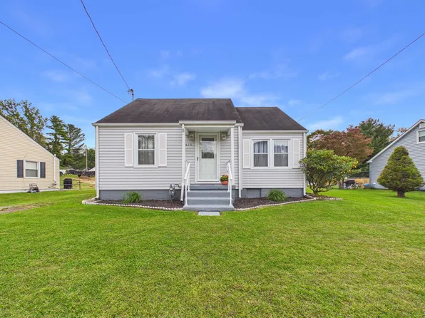 418 Easton Rd, Pearisburg, VA 24134