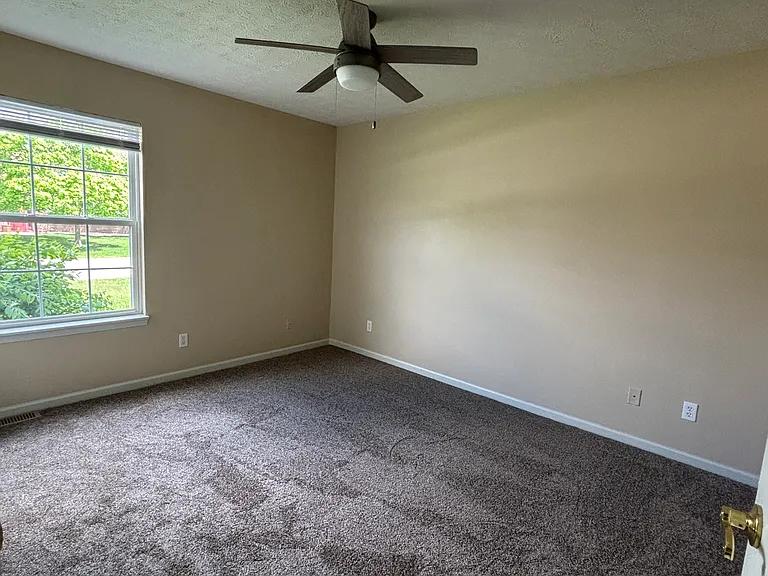 2801 Horizon Dr #2 — Photo 4