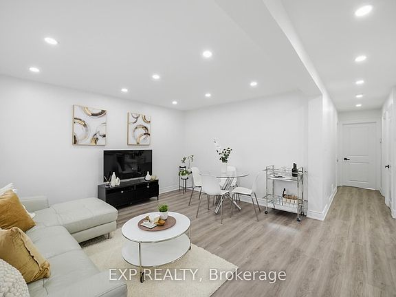 3rd image of 355 Culford Rd