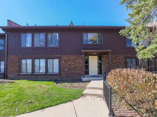 1316 Cass Ln W APT 101, Westmont, IL 60559