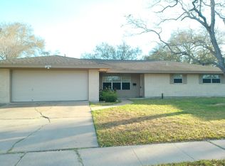 4610 Donegal Dr, Corpus Christi, TX 78413