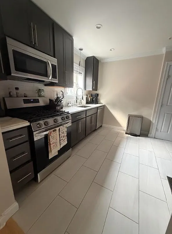 2 bed, 1200 sqft, $1,595 — Photo 4