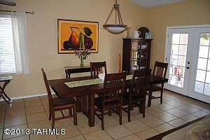 3rd image of 2332 W Sunset Bluffs Pl