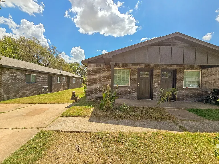 1117 E Parker St — Photo 21