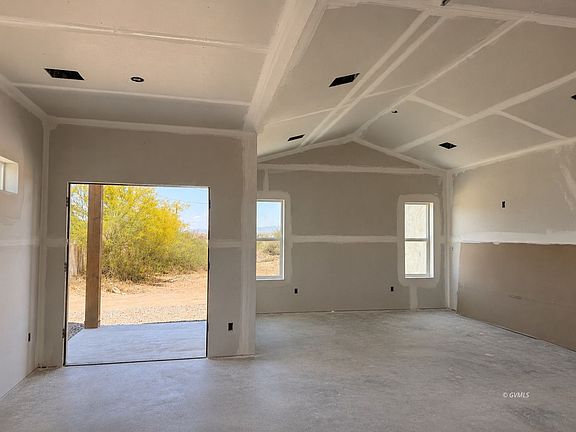 2nd image of 8423 S Navajo Dr