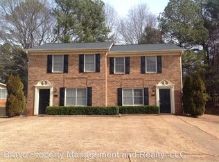373 Dixie Ct, Lawrenceville, GA 30046