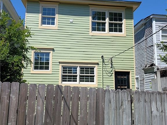 4th image of 503 E Anderson Street