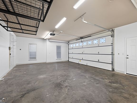 4th image of 203 Pembroke Point