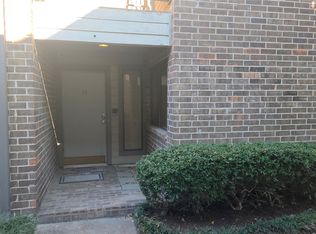 1114 Augusta Dr APT 12, Houston, TX 77057