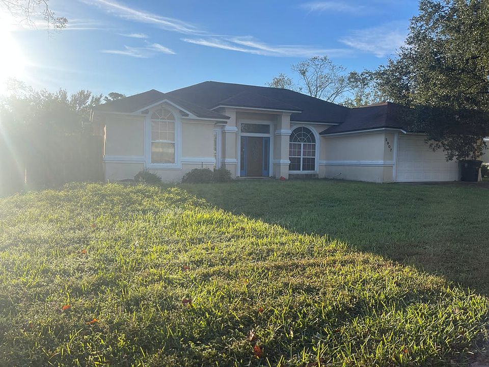 1st image of 2907 Canyon Falls Dr E