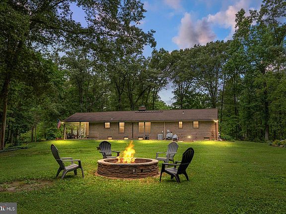 2nd image of 228 Dogwood Dr