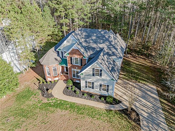 5th image of 5241 Brandon Pines Dr