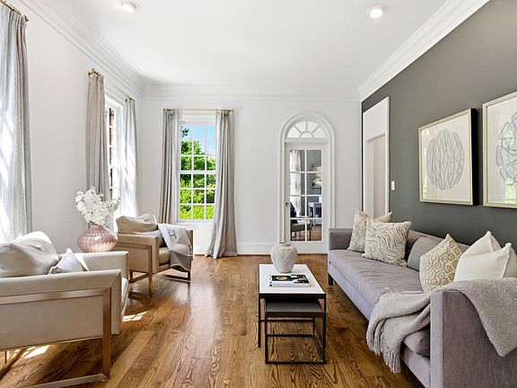 3rd image of 308 Marlowe Rd