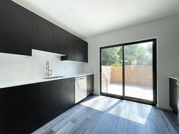 2nd image of 2027 N 5th St #1A