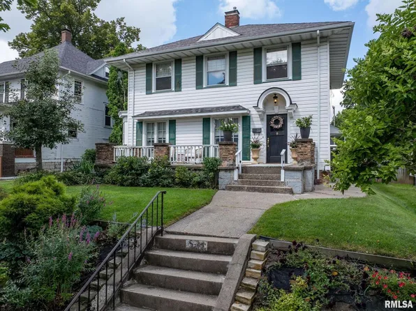 2318 Ripley St, Davenport, IA 52803