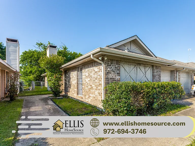 7406 Amherst Drive — Photo 1