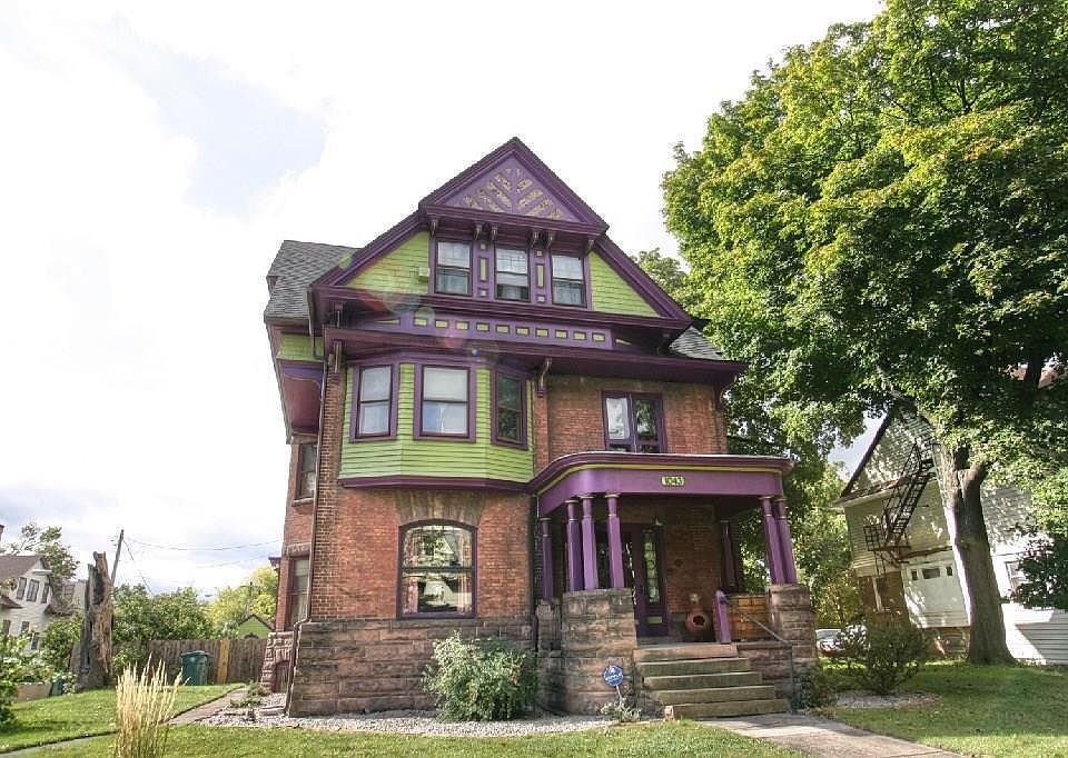 1st image of 1043 Saint Paul St