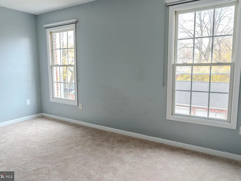 3731 Greenmount Ave — Photo 15