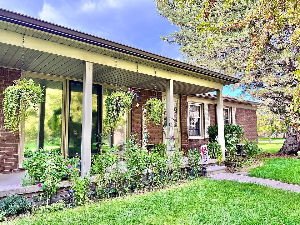 1st image of 49133 Conway Ct