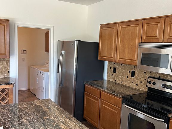 2nd image of 1733 E Cielo Grande Ave