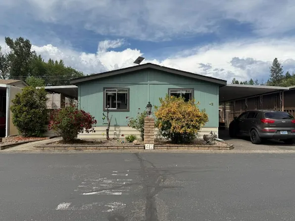 20055 Highway 62 Unit 42, Shady Cove, OR 97539