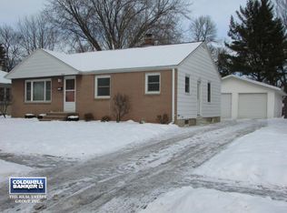 1156 Bond St, Green Bay, WI 54303