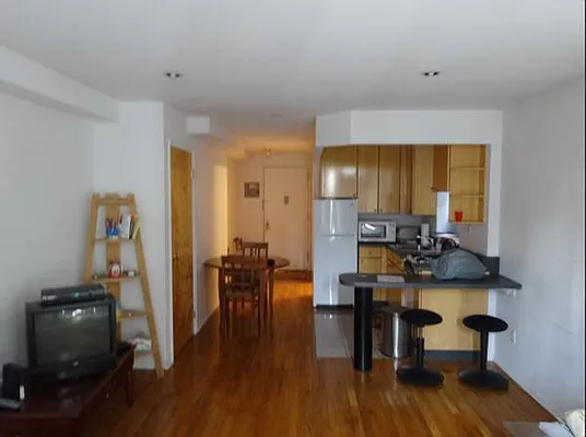 Rented by Charie Properties LLC | media 32