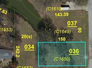 1650 Fountainbleu Dr, Worden, IL 62097